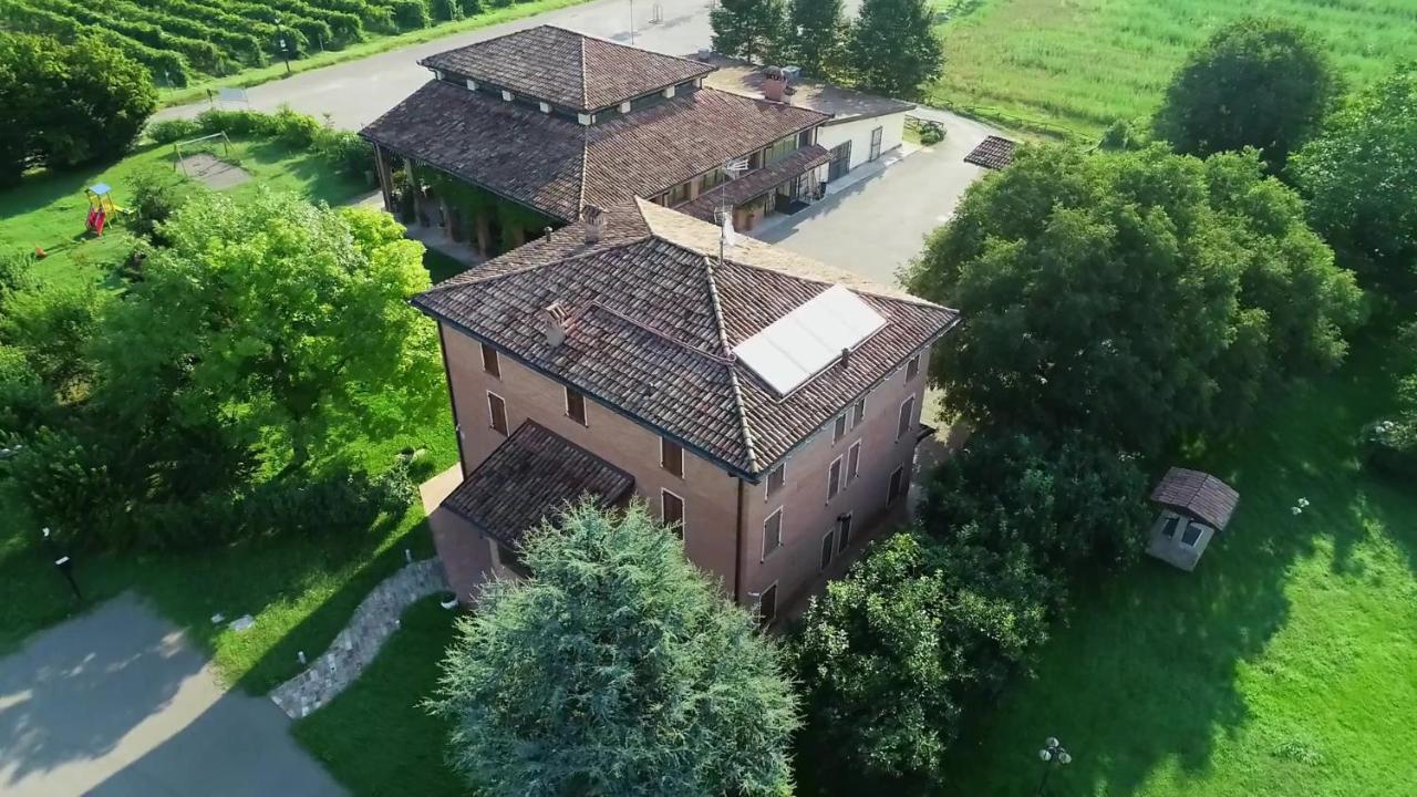 Albergo Da Ca' Vecia Spilamberto Buitenkant foto