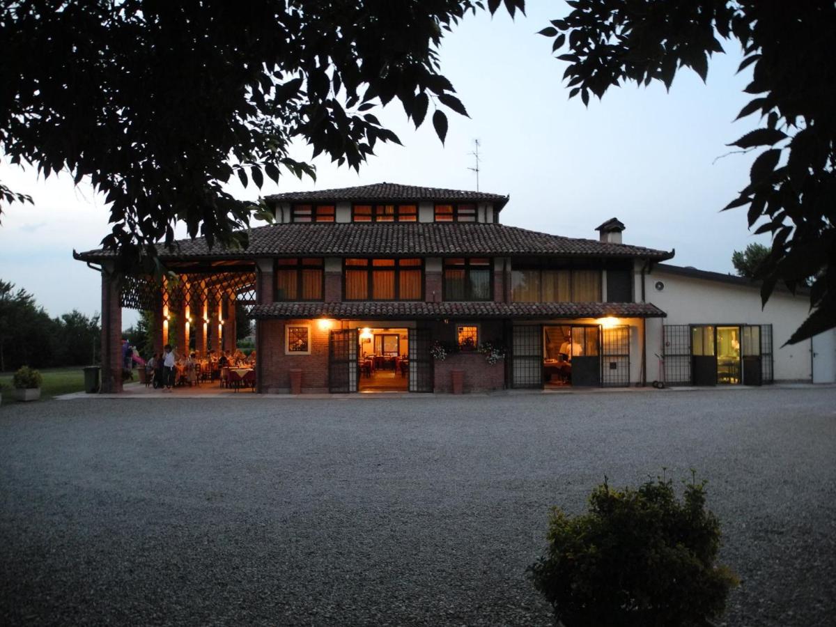Albergo Da Ca' Vecia Spilamberto Buitenkant foto